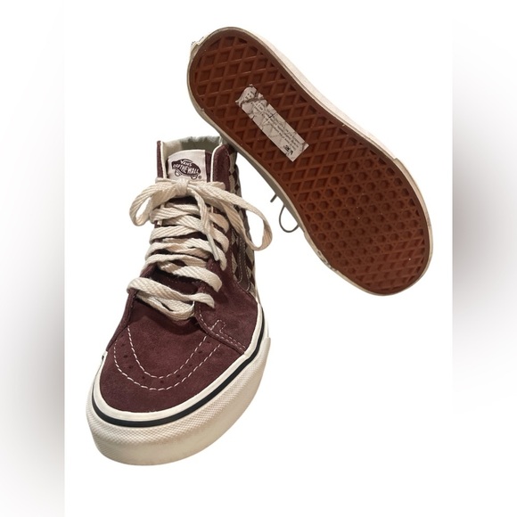 Vans Checkerboard High-Top Sneakers - Picture 5 of 5